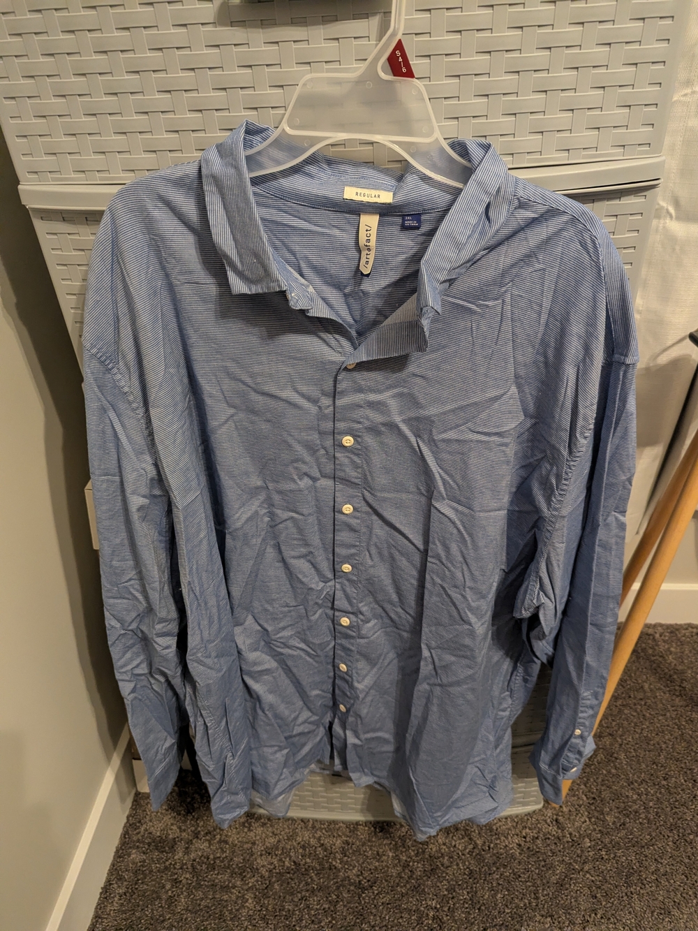 Men's Light Blue Button-Down Dress Shirt - Regular Fit